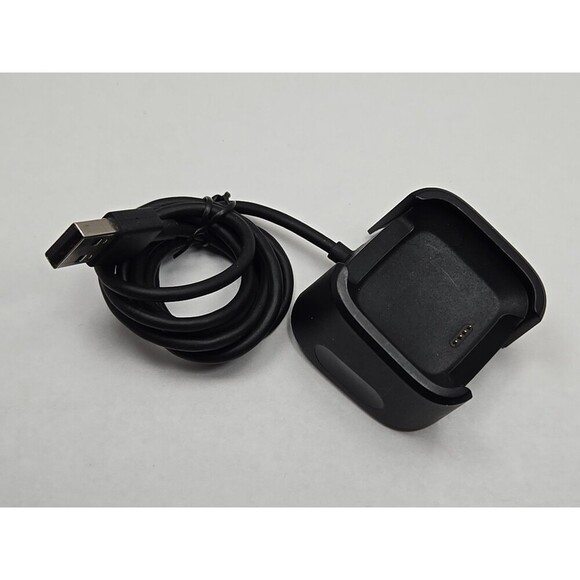 Fitbit Versa FB504 Smartwatch Heart Rate Bluetooth Activity Tracker W Charger - Picture 11 of 11